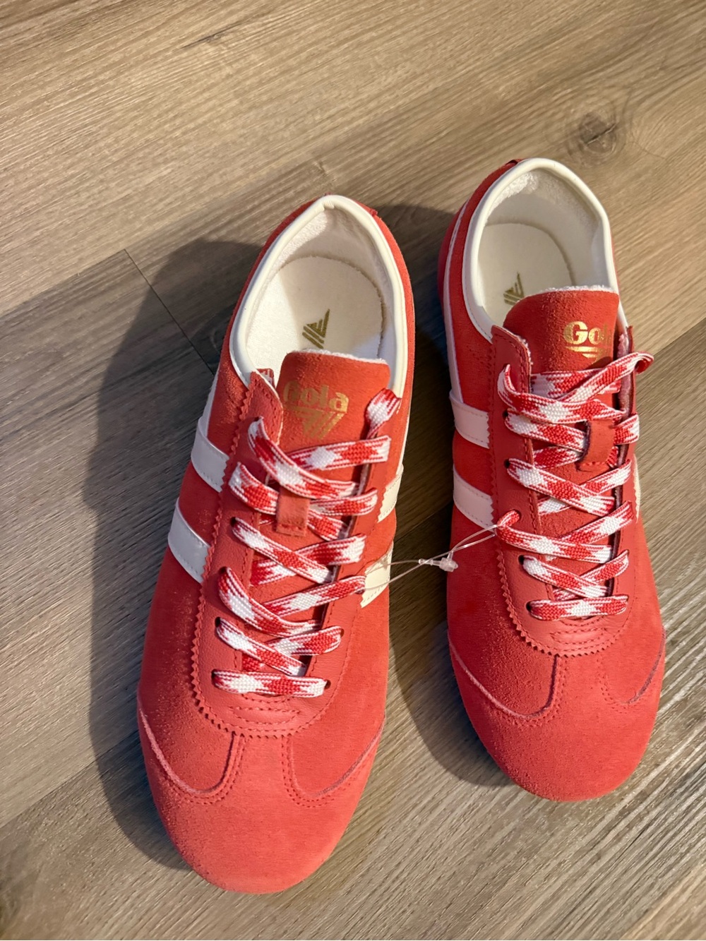 Gola Women's Coral Suede Sneakers with White Stripes - Picture 4 of 13